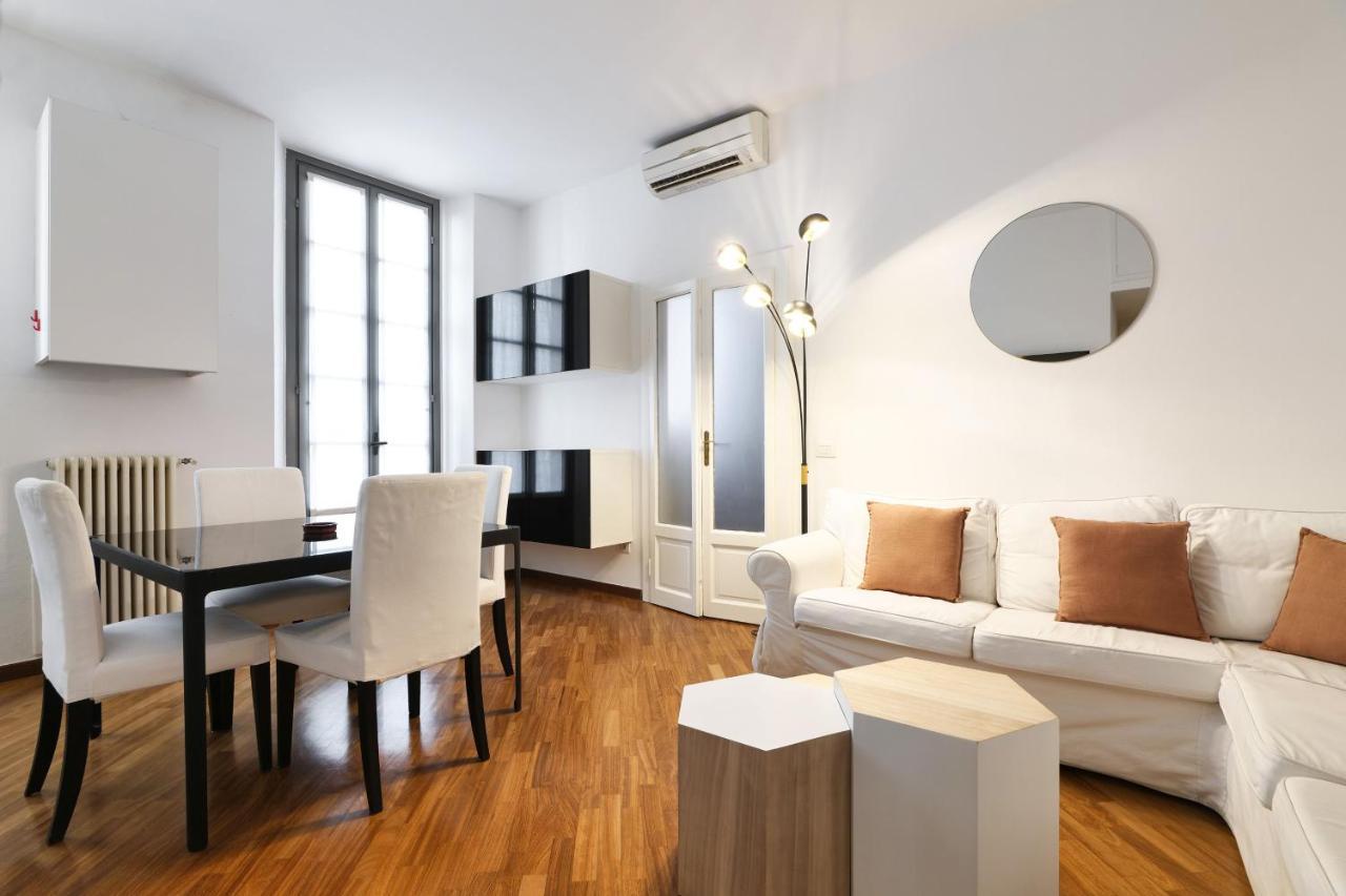 Charming San Babila Apt. Milan Luaran gambar